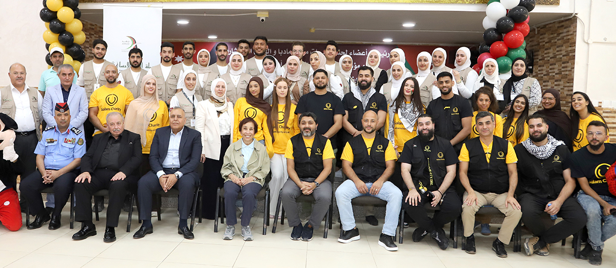 Princess Basma Distributes Aid, Launches Projects in Madaba